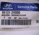 original Hyundai Veloster 11-17 obere Dichtung Windschutzscheibe 86131-2V000